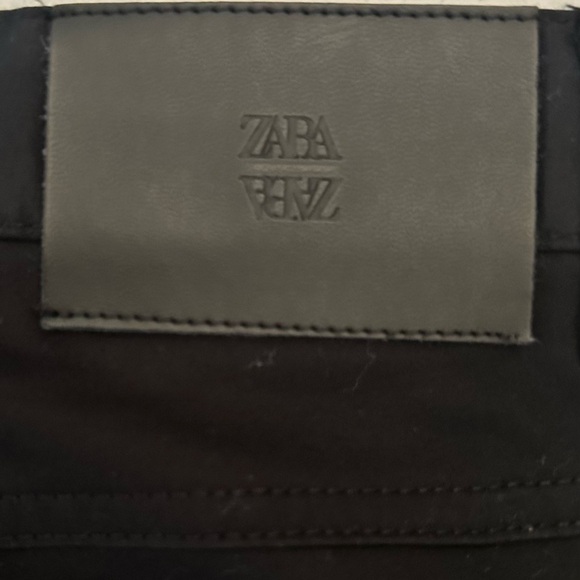 Zara The Skinny Fit Sleek Form Fitting Stretch Jean Pants, Black, Size 29 - Picture 10 of 13